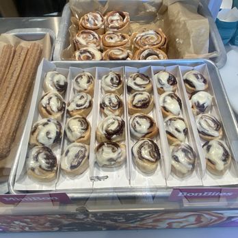 Cinnabon - Bakeries Near Me - Elk Grove, California