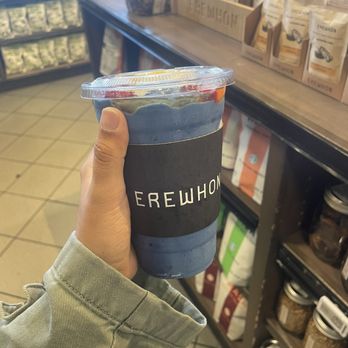 Erewhon - Sabrina Carpenter Smoothie - Grocery Near Me - Los Angeles, California Erewhon - Sabrina Carpenter Smoothie - Grocery Near Me - Los Angeles, California