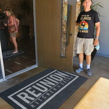 Reunion Kitchen + Drink - Lunch with friend - New American Near Me - Corona, California