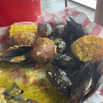 Melbourne Seafood Station - Particularly eaten - sooooo good! Muscle basket! - Seafood Near Me - West Melbourne, Florida