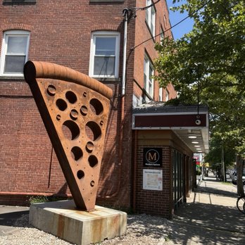 Modern Apizza - Pizza Near Me - New Haven, Connecticut