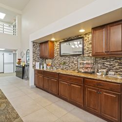 Parkrose Chateau Gracious Retirement Living