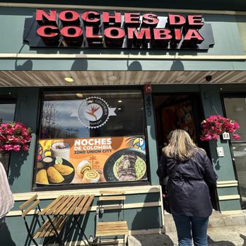 Noches De Colombia - Colombian Near Me - Union City, New Jersey Noches De Colombia - Colombian Near Me - Union City, New Jersey