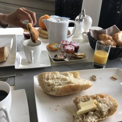 Hôtel Le Belvédère - Petit déjeuner continental