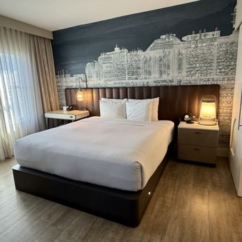 Hyatt Centric The Pike Long Beach - Room - Hotels Near Me - Long Beach, California