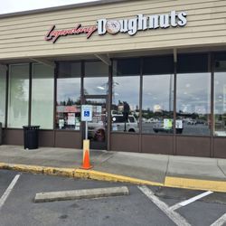 Legendary Doughnuts - Front of Store