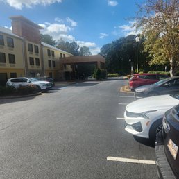 Exterior photo of La Quinta by Wyndham LaGrange / I-85 - LaGrange, Georgia Exterior photo of La Quinta by Wyndham LaGrange / I-85 - LaGrange, Georgia