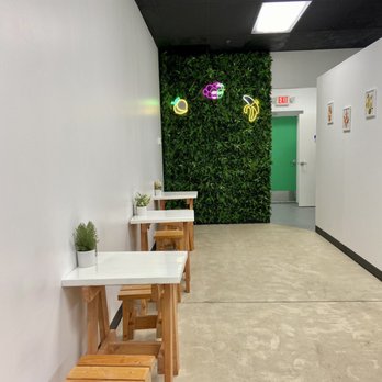 The Fruit Stand - a row of tables and benches - Juice Bars & Smoothies Near Me - Broadview Heights, Ohio