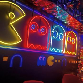 The Delorean - Decor - Cocktail Bars Near Me - Denver, Colorado