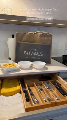 The Shoals Suites & Slips by null