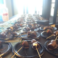 Dippin Chocolate - Mother's Day Event; dark chocolate