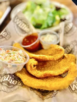 Willie's Grill & Icehouse by null