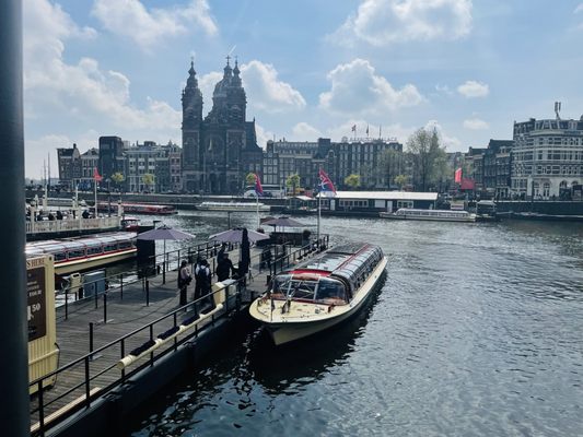 Amsterdam Canal Cruises by null