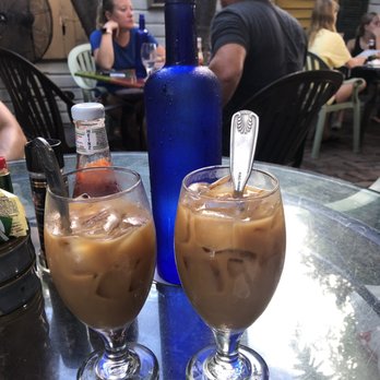 Blue Heaven - Breakfast & Brunch Near Me - Key West, Florida