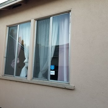 United Windows - Before bedroom - Windows Installation Near Me - South El Monte, California United Windows - Before bedroom - Windows Installation Near Me - South El Monte, California