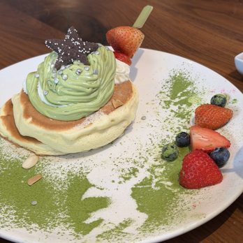 Takagi Coffee - Christmas pistachio pancake special - Japanese Near Me - Los Angeles, California Takagi Coffee - Christmas pistachio pancake special - Japanese Near Me - Los Angeles, California