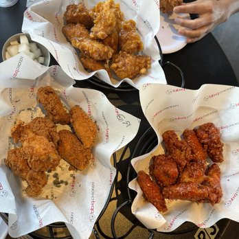 bb.q Chicken Downtown Gainesville - honey garlic, wings of fire, spicy original - Chicken Shop Near Me - Gainesville, Florida bb.q Chicken Downtown Gainesville - honey garlic, wings of fire, spicy original - Chicken Shop Near Me - Gainesville, Florida