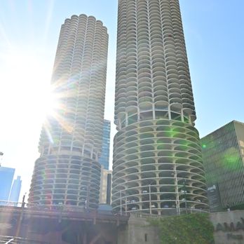 Shoreline Sightseeing - Architectural Tours Near Me - Chicago, Illinois