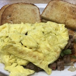 Pappy's skillet - the good: a lot of food at a reasonable price. Not so good: it's very greasy & the bacon was nowhere to be found