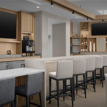 Hyatt Place Charlottesville - Bar Lounge - Hotels Near Me - Charlottesville, Virginia Hyatt Place Charlottesville - Bar Lounge - Hotels Near Me - Charlottesville, Virginia