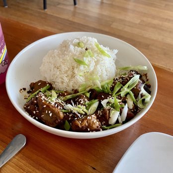 Halo Hollow - Filipino Pork BBQ - Bubble Tea Near Me - Brattleboro, Vermont