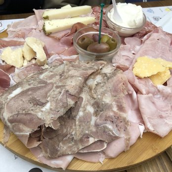 Simoni Laboratorio - Small platter with added "all of the head" coppe - Italian Near Me - Bologna, BO