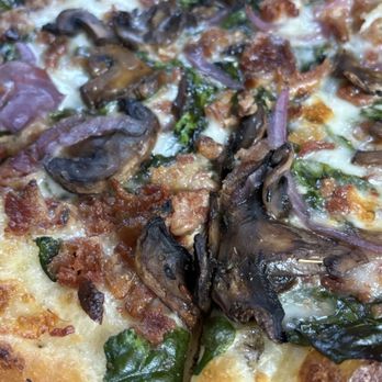 The Pizza Taproom - Bacon Alfredo - Pizza Near Me - La Jolla, California