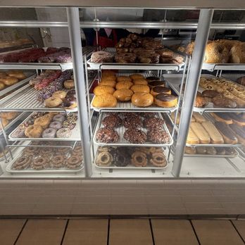 Donut Basket - Donuts - Donuts Near Me - Pleasanton, California