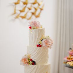 La Bouchée - Wedding Cake