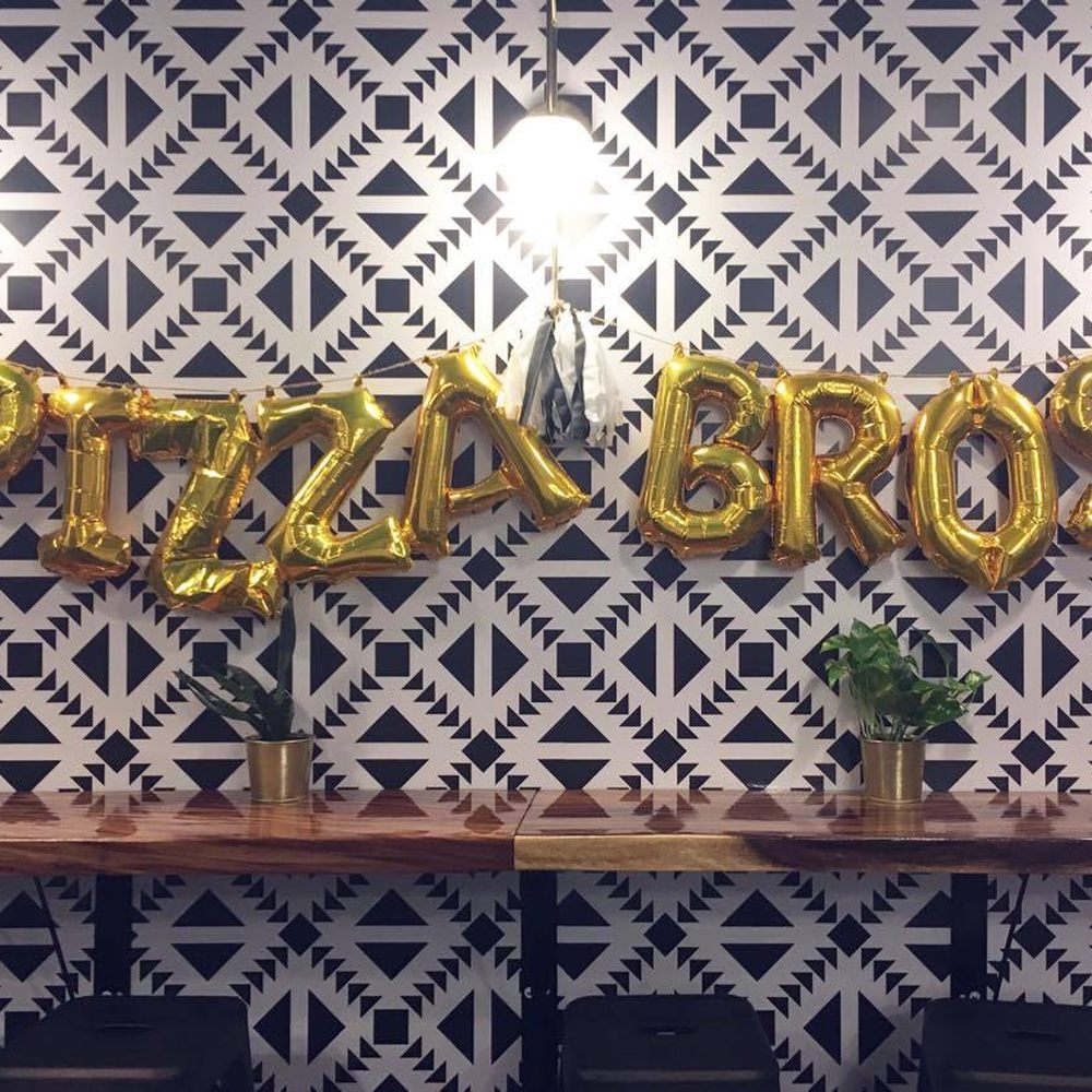 Pizzeria Bros - Pizza Near Me - Montreal, Quebec Pizzeria Bros - Pizza Near Me - Montreal, Quebec