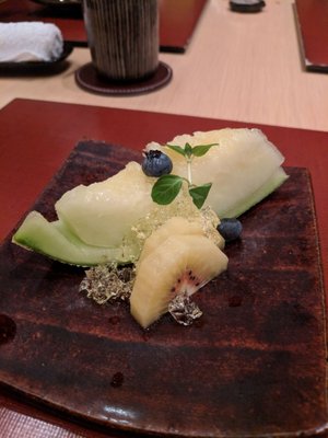 SUSHI TAKA by null
