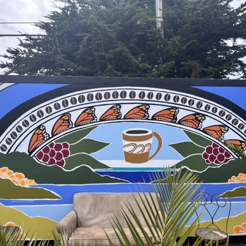 Soul Grind Coffee Roasters - Outside seating that welcomes your 4 legged friend - Coffee & Tea Near Me - Pacifica, California Soul Grind Coffee Roasters - Outside seating that welcomes your 4 legged friend - Coffee & Tea Near Me - Pacifica, California