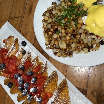 Blu Jam Cafe - Crunchy French Toast & Florentine Benedict - Breakfast & Brunch Near Me - Los Angeles, California
