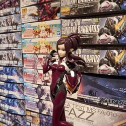 Sci-Fi Anime - Even MORE model kits and anime figures