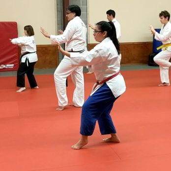 Samurai Karate Dojo - Houston karate dojo students practice kata - Karate Near Me - Houston, Texas Samurai Karate Dojo - Houston karate dojo students practice kata - Karate Near Me - Houston, Texas