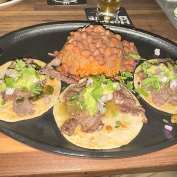 Yard House - Carne Asada tacos - New American Near Me - Burlington, Massachusetts