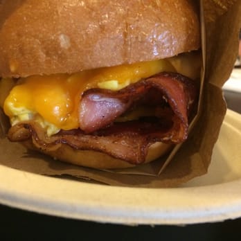 Eggslut - Fairfax - Breakfast & Brunch Near Me - Los Angeles, California