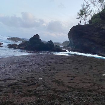 Kaihalulu Red Sand Beach - Beaches Near Me - Hana, Hawaii Kaihalulu Red Sand Beach - Beaches Near Me - Hana, Hawaii