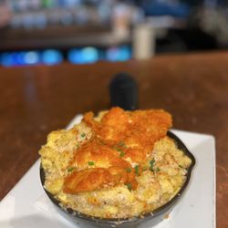 The Stillery - Mac & Cheese with Hot Chicken
