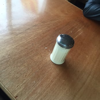 Cafe Mirage - Dirty tables, there were crumbs all over and the table was sticky! - Cafes Near Me - Schiller Park, Illinois