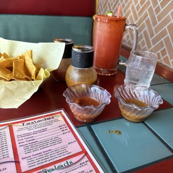 El Rancho Viejo - Chips and salsa very good - Mexican Near Me - Battle Ground, Washington El Rancho Viejo - Chips and salsa very good - Mexican Near Me - Battle Ground, Washington