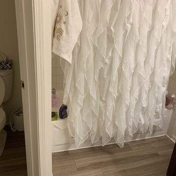 TGM Willowbrook Apartments - Bathroom - Apartments Near Me - Willowbrook, Illinois TGM Willowbrook Apartments - Bathroom - Apartments Near Me - Willowbrook, Illinois