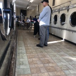 Corner Wash Laundromat