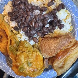 Havana Sandwich Cafe - Enough food for 2 full portions