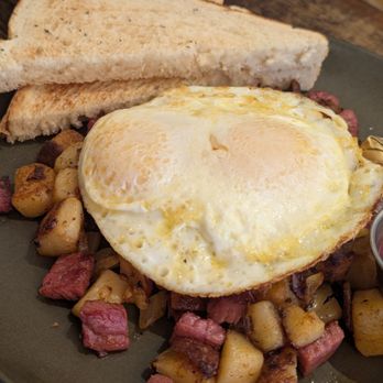 Layered - I could eat the corned beef hash daily - Coffee & Tea Near Me - McKinney, Texas