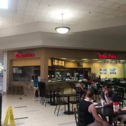 Niki's Roma Pizza - Favorite eating place when I worked in the mall.