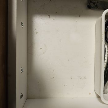 Hyatt House White Plains - Weird stains in the kitchen drawer - Hotels Near Me - White Plains, New York