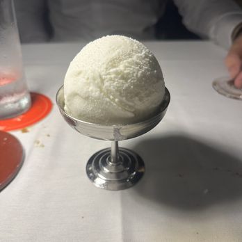 Melfi's - Vanilla gelato with no olive oil or salt - Pizza Near Me - Charleston, South Carolina