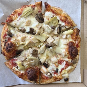 Lucy's Pizzeria - Chicken, mushroom, artichoke hearts - Yum! - Pizza Near Me - Idaho Falls, Idaho