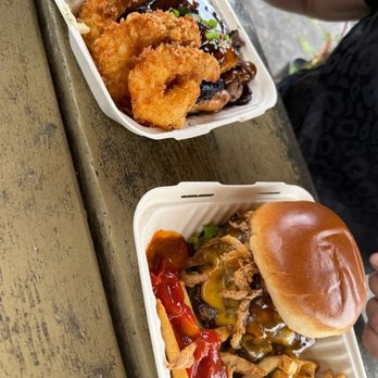 Big Nick’s - Burgers Near Me - Hanalei, Hawaii